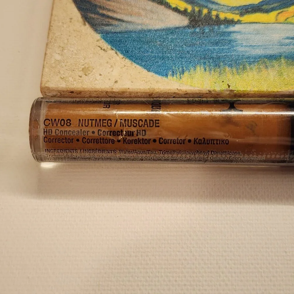 SEALED ~ NYX HD Studio Photogenic Concealer - CW08 Nutmeg